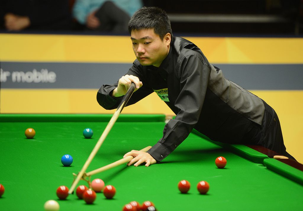 在整个足球 在整个足球