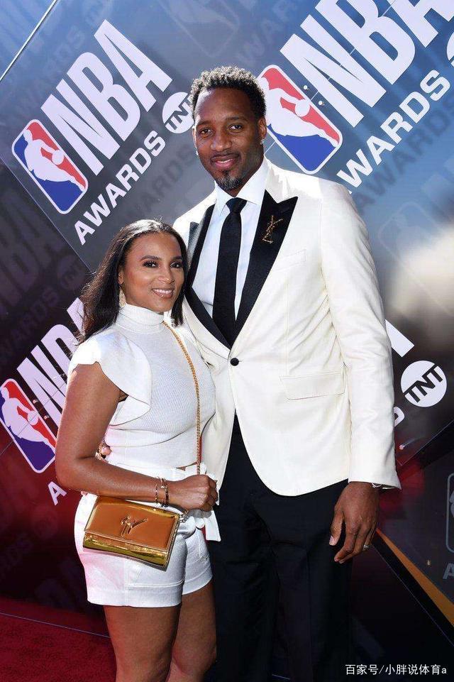 赛中的裁判 赛中的裁判